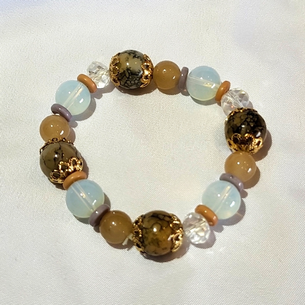 **SOLD**CLOSING 5/18* Bracelet.